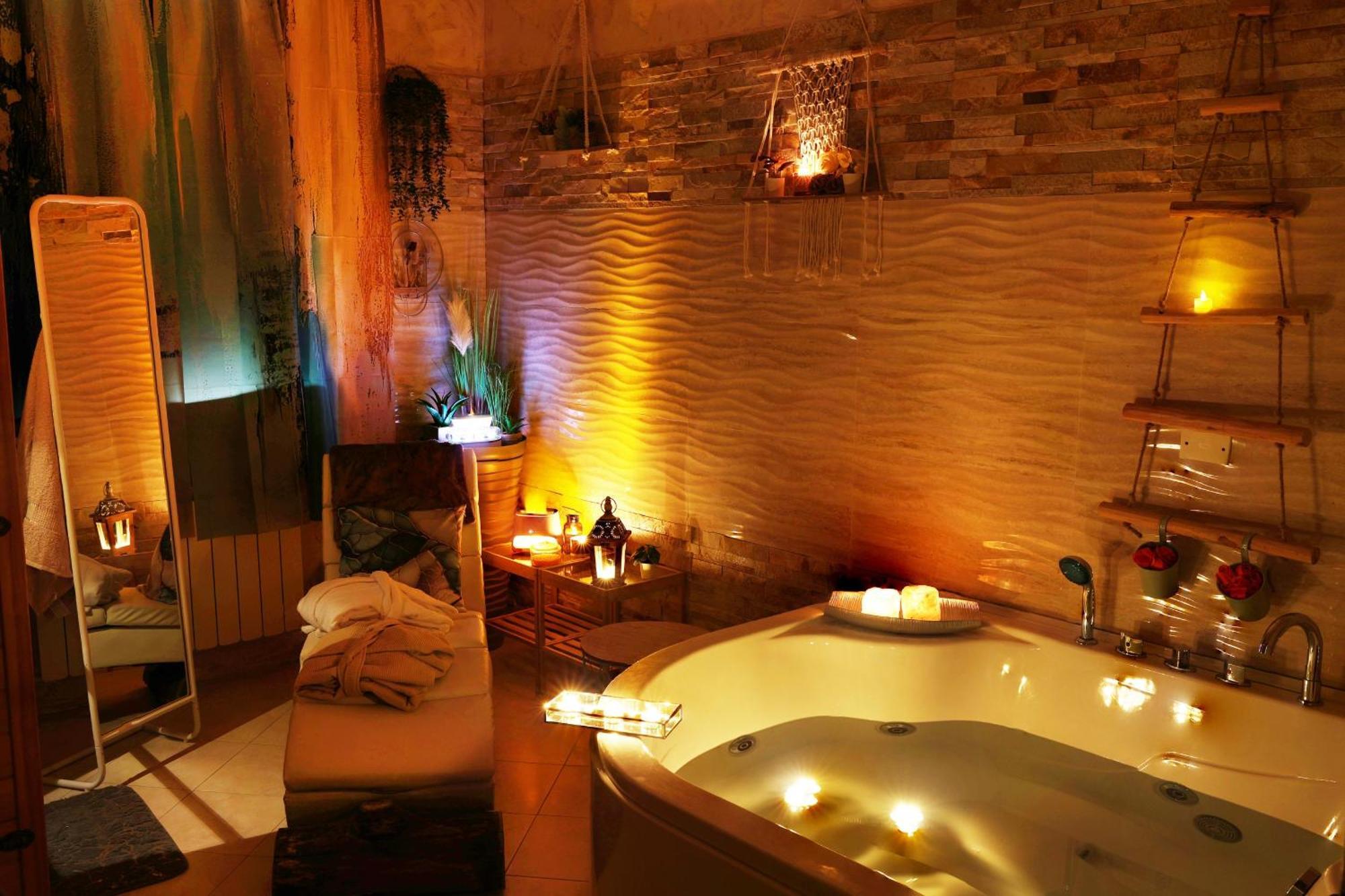 Haven In With Private Venise